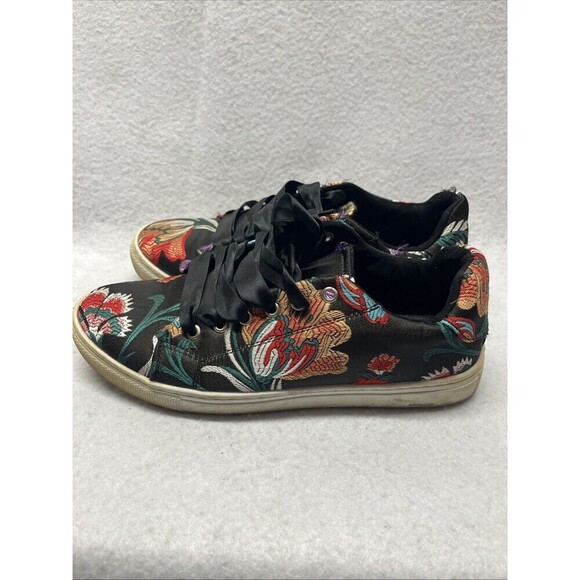 Hippie Laundry L Women’s Shoes Womens size 7.5 Girls Embroidered Asian Boho - Picture 2 of 7